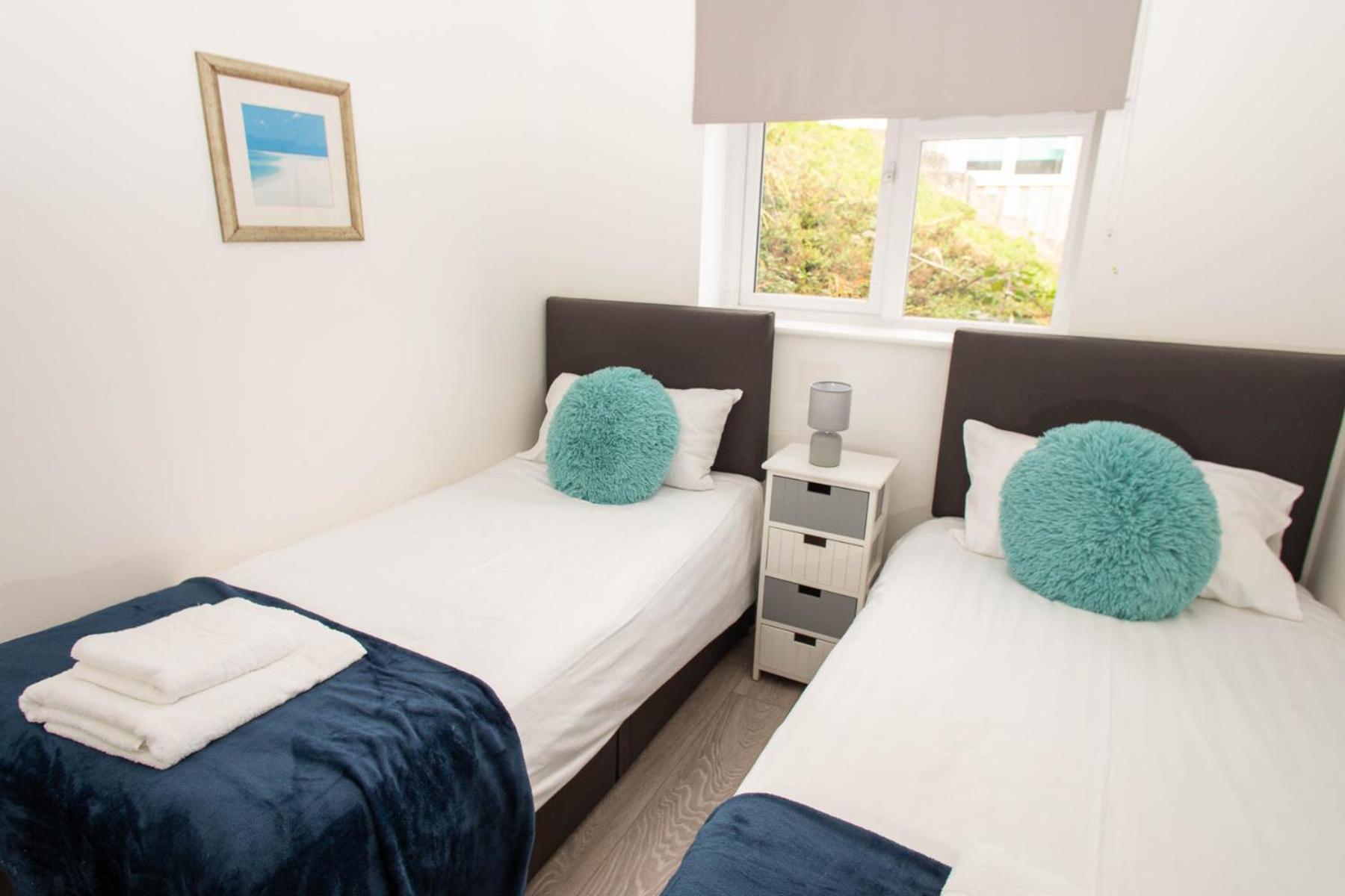 Pet Friendly Sea View Villa Millendreath Looe Cameră foto