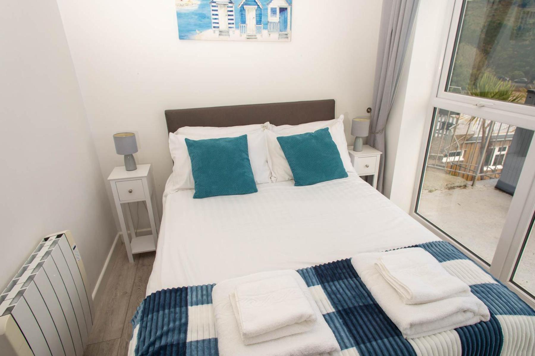 Pet Friendly Sea View Villa Millendreath Looe Cameră foto